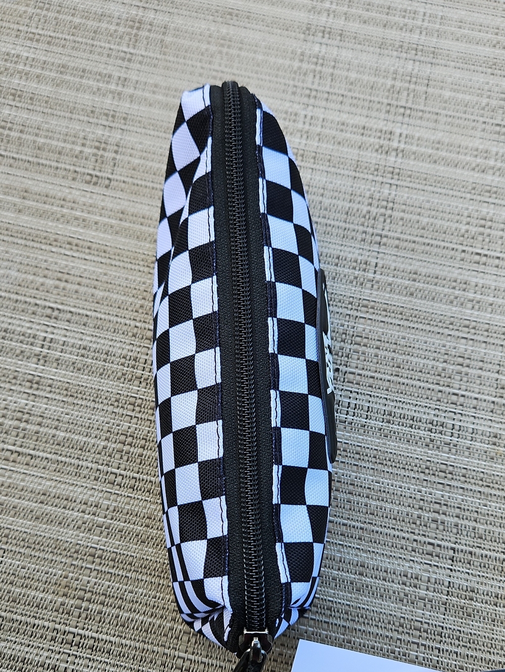 Vans Checkerboard 'Off The Wall' Pencil Case - Black & White - Picture 11 of 12